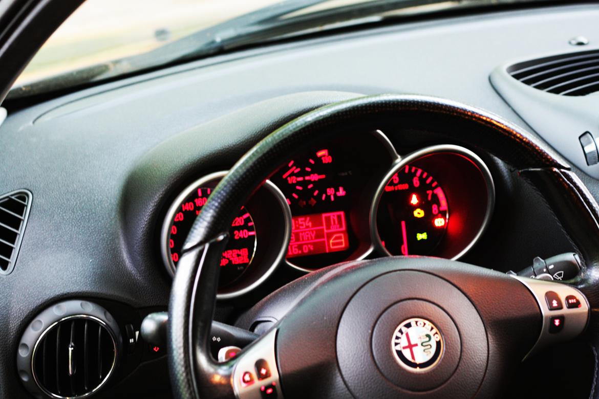 Alfa Romeo 147 2,0 selespeed billede 8