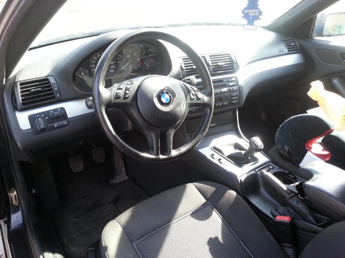 BMW 320 Ci 2.2 E46 "Black Edition" billede 23