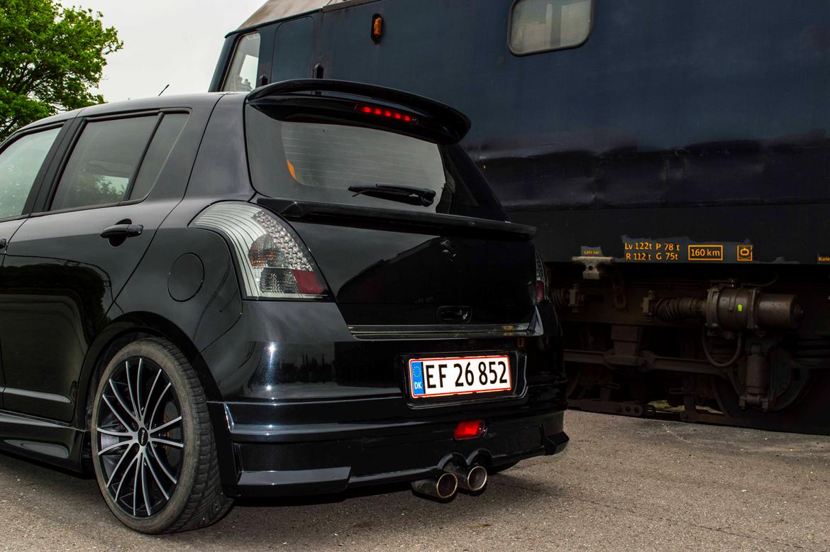 Suzuki Swift 1,5 GLS (Solgt) billede 8