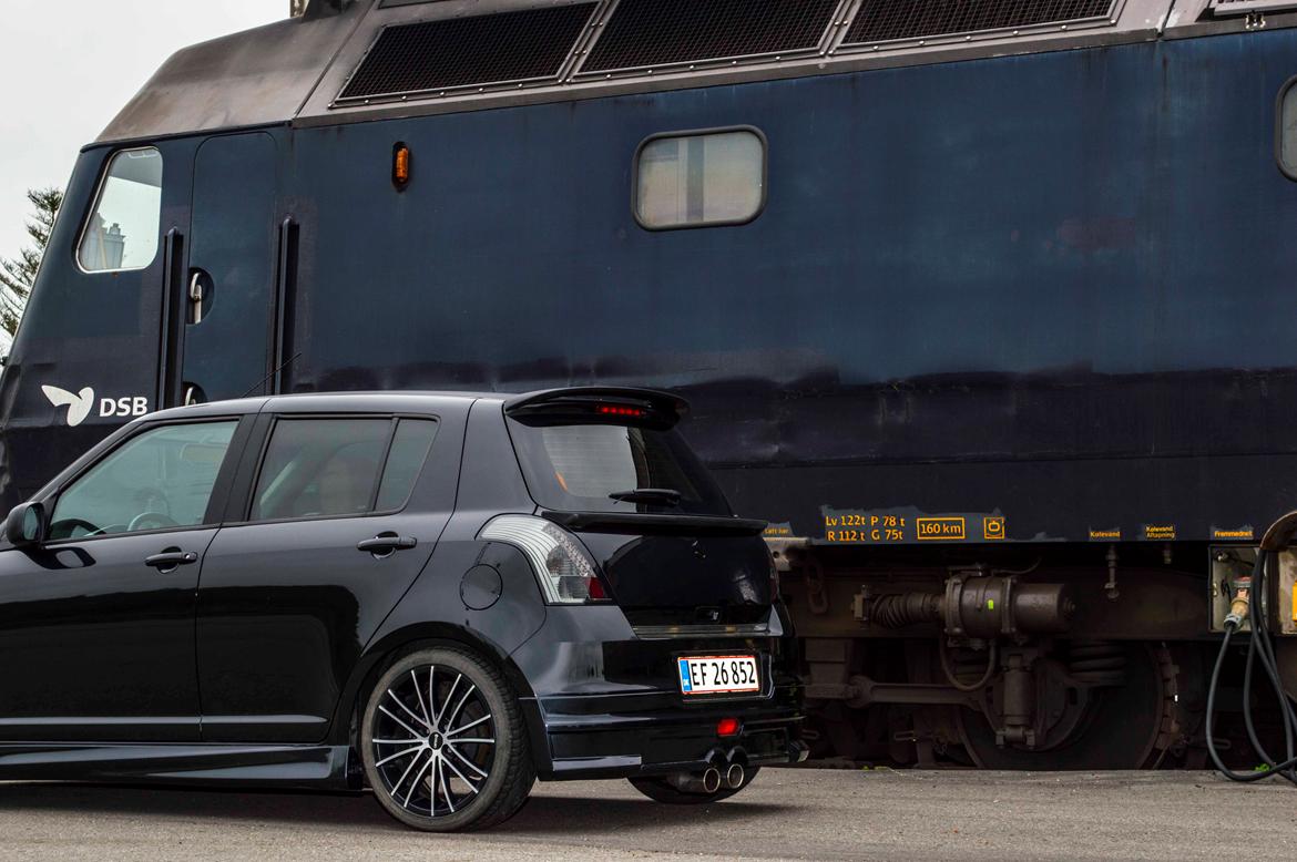 Suzuki Swift 1,5 GLS (Solgt) billede 12