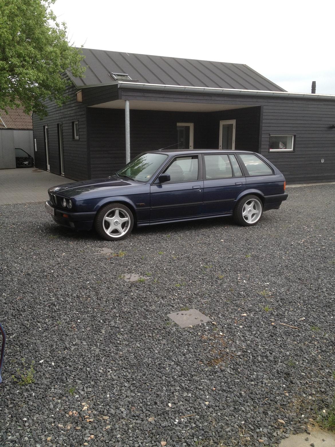 BMW E30 320i (2.7 eta) billede 2