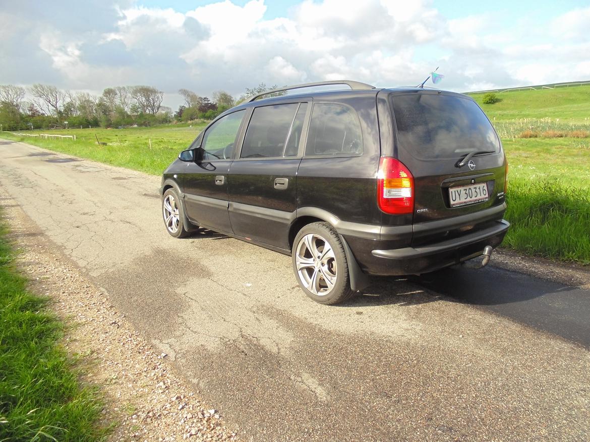 Opel Zafira 2.0 DTI 16v - SPORT billede 15