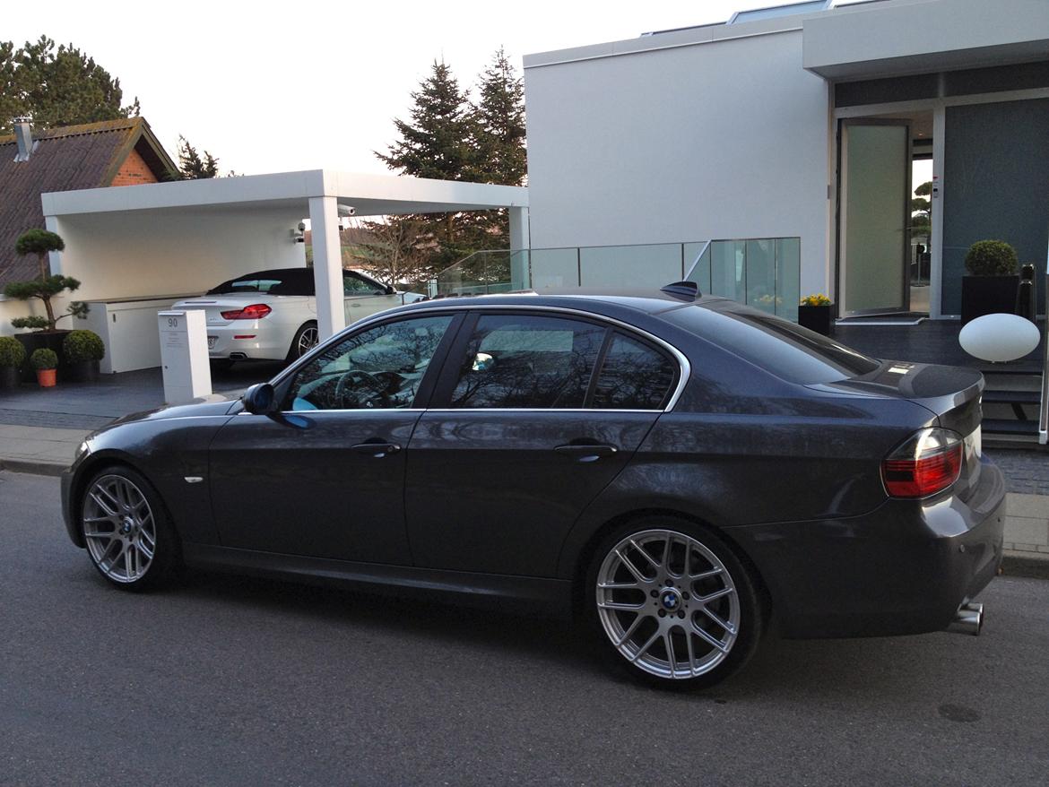 BMW 320D E90 billede 9