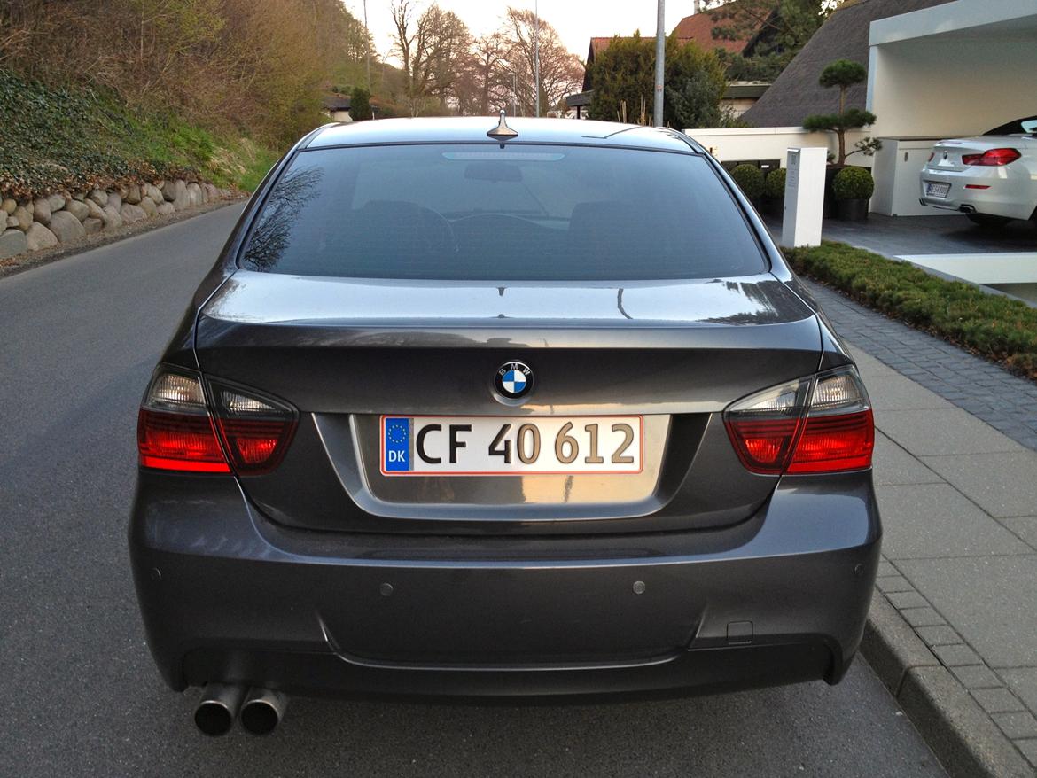 BMW 320D E90 billede 10