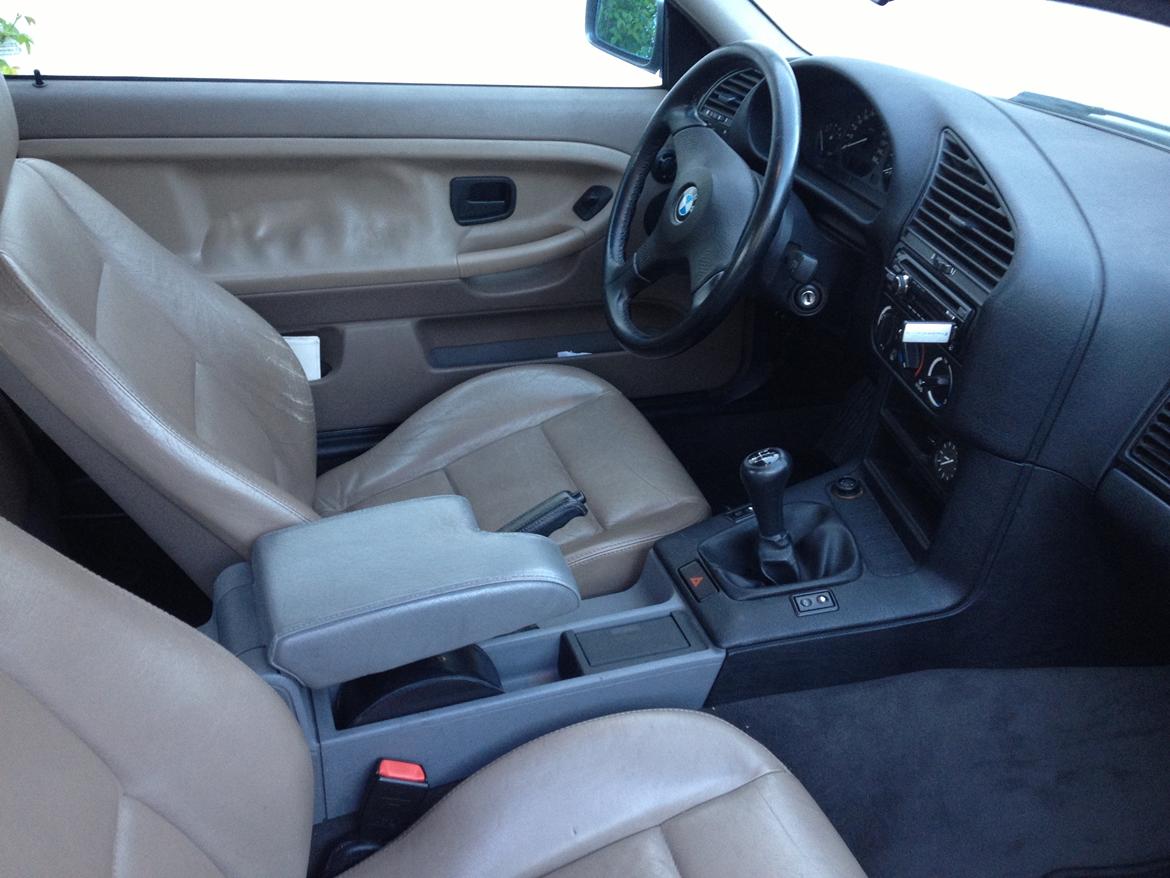 BMW e36 320i coupe billede 4