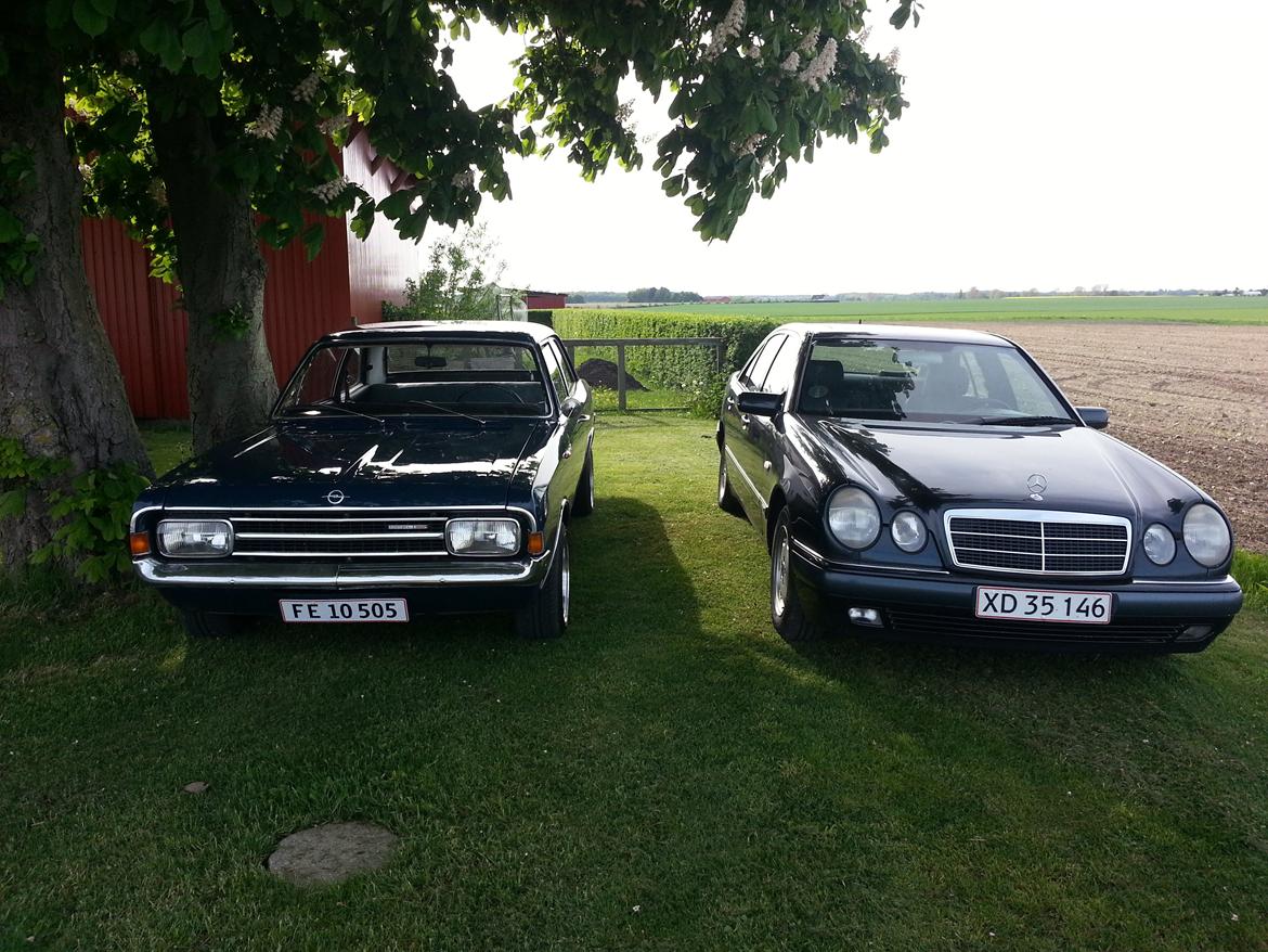 Mercedes Benz E200 - Mine to dytter billede 2