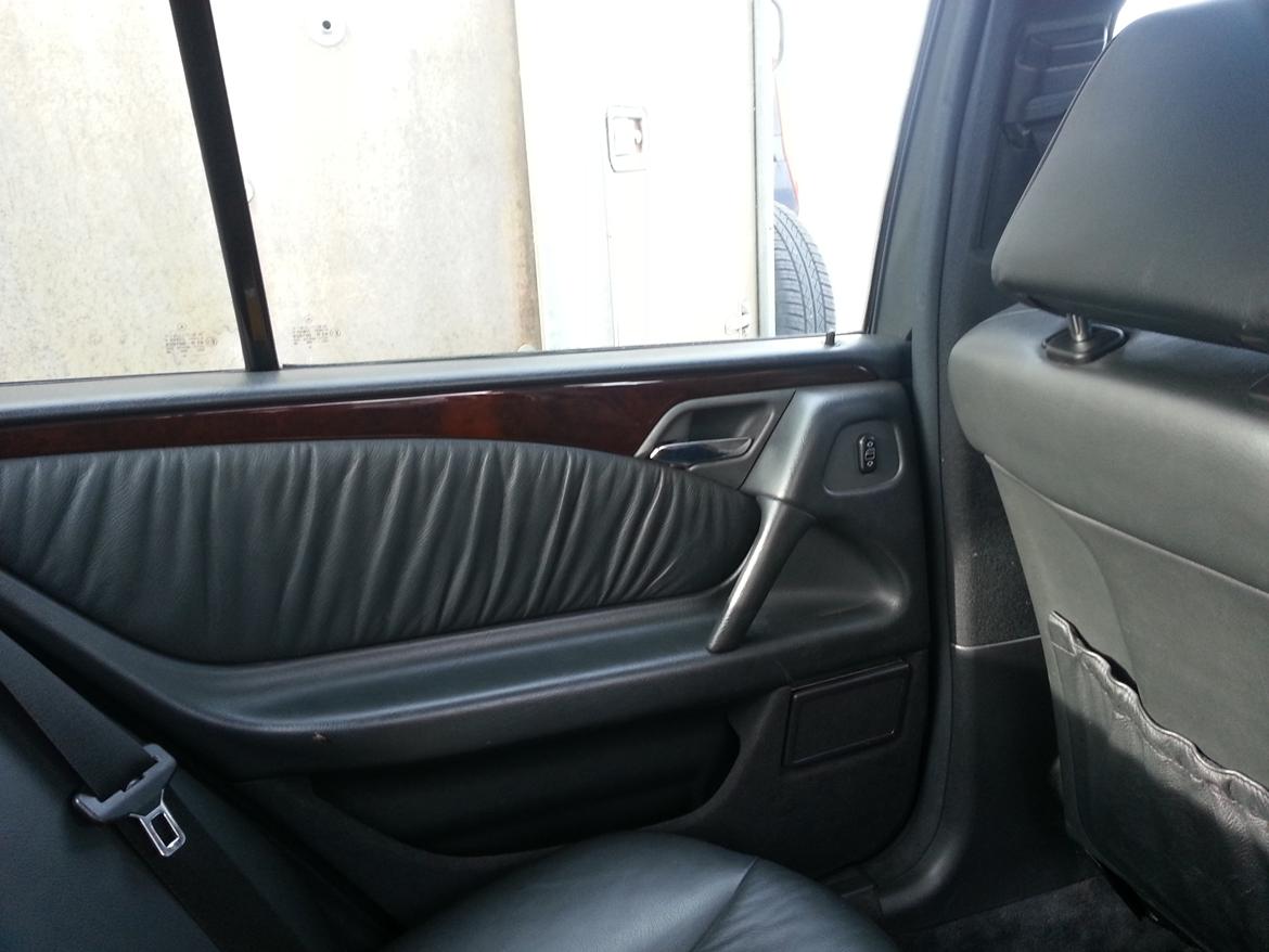 Mercedes Benz E200 billede 4