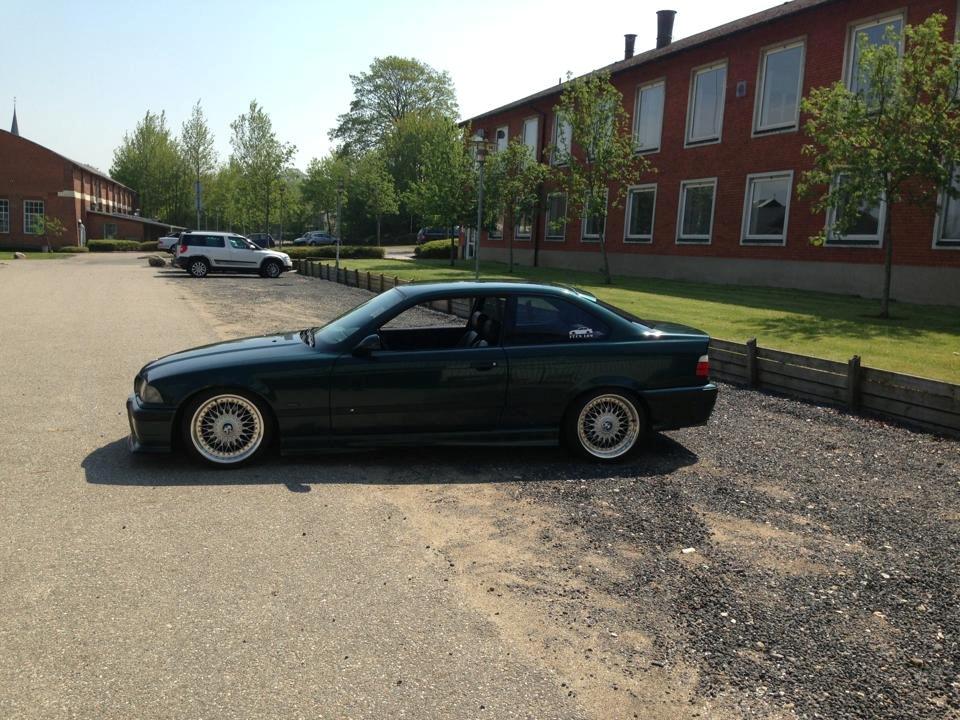 BMW 323i Coupé e36 (SOLGT) billede 3