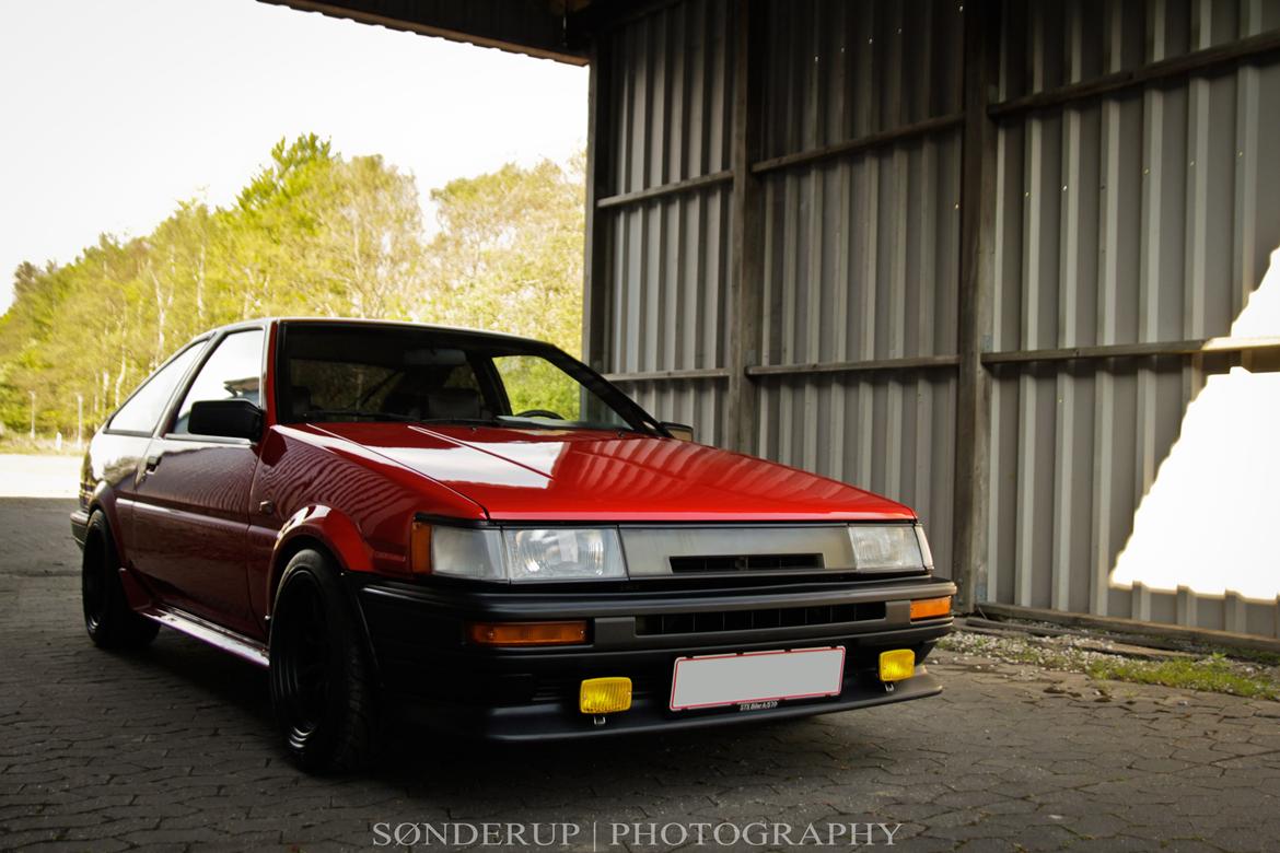 Toyota Corolla 1.6 16V GT Coupe AE86 "Noisy Boy" billede 1
