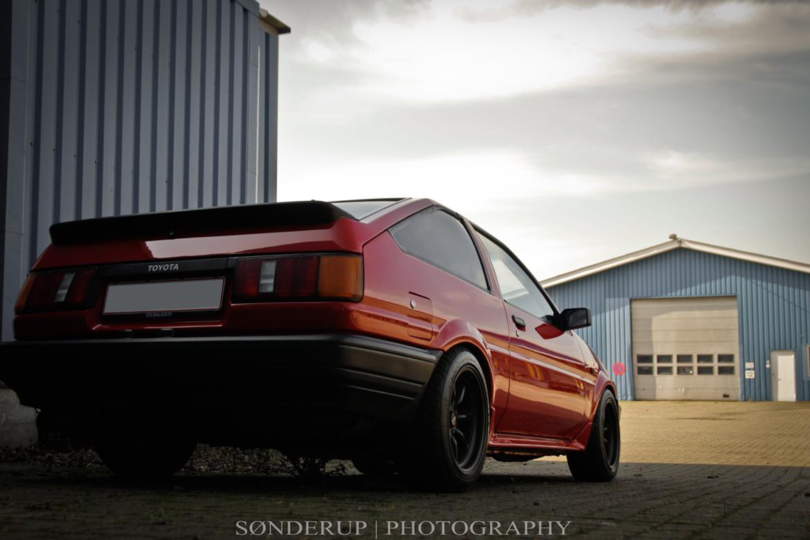 Toyota Corolla 1.6 16V GT Coupe AE86 "Noisy Boy" billede 13