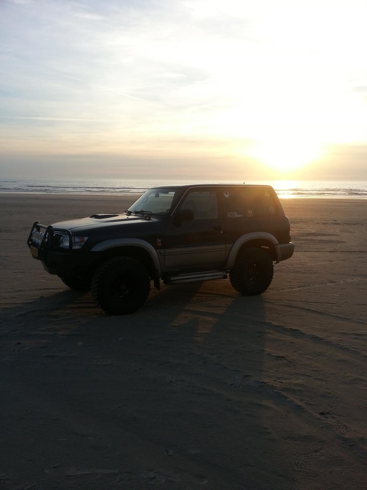 Nissan patrol GR y61 (solgt) billede 2