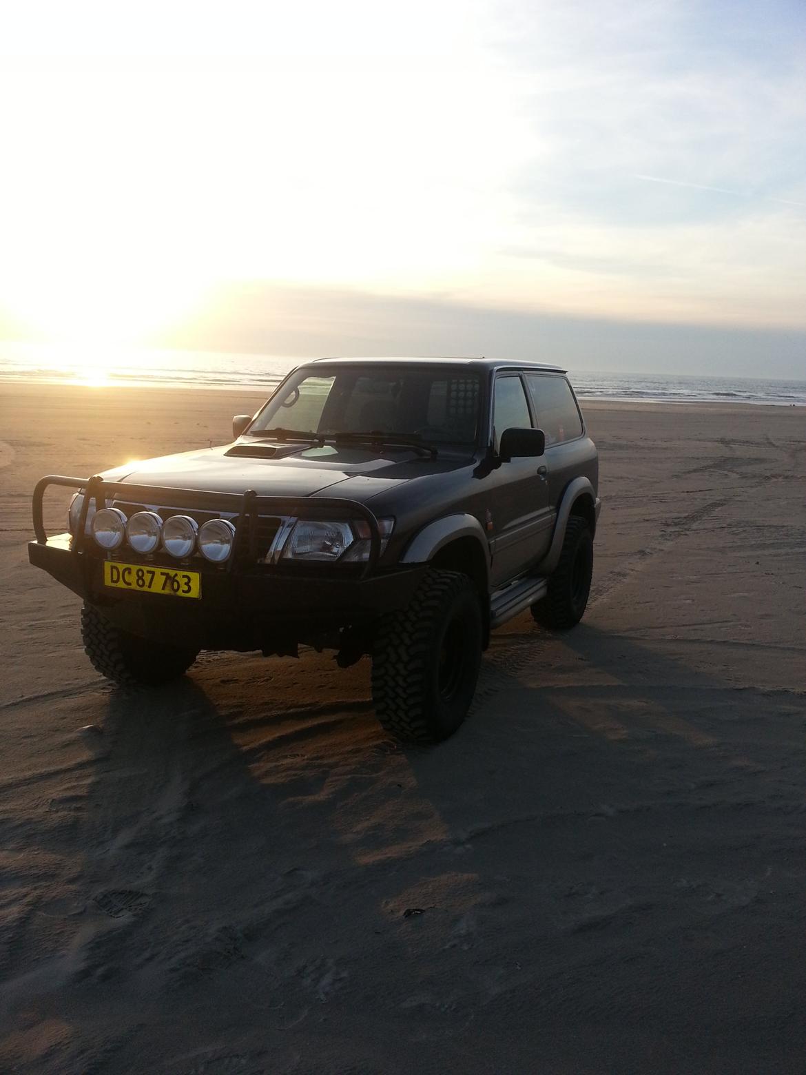 Nissan patrol GR y61 (solgt) billede 3