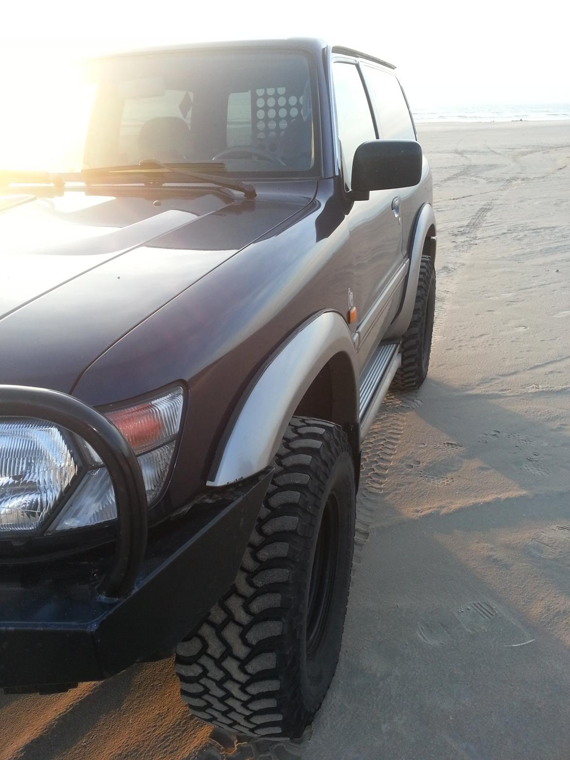 Nissan patrol GR y61 (solgt) billede 4