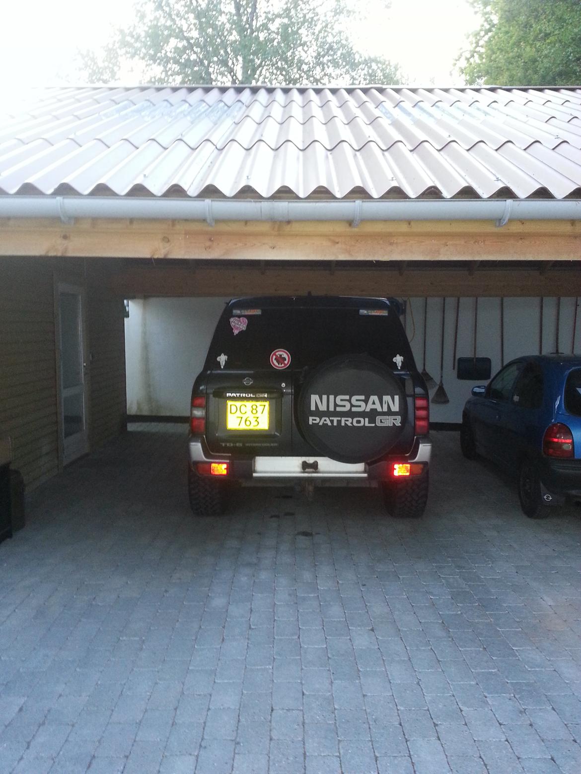 Nissan patrol GR y61 (solgt) billede 15