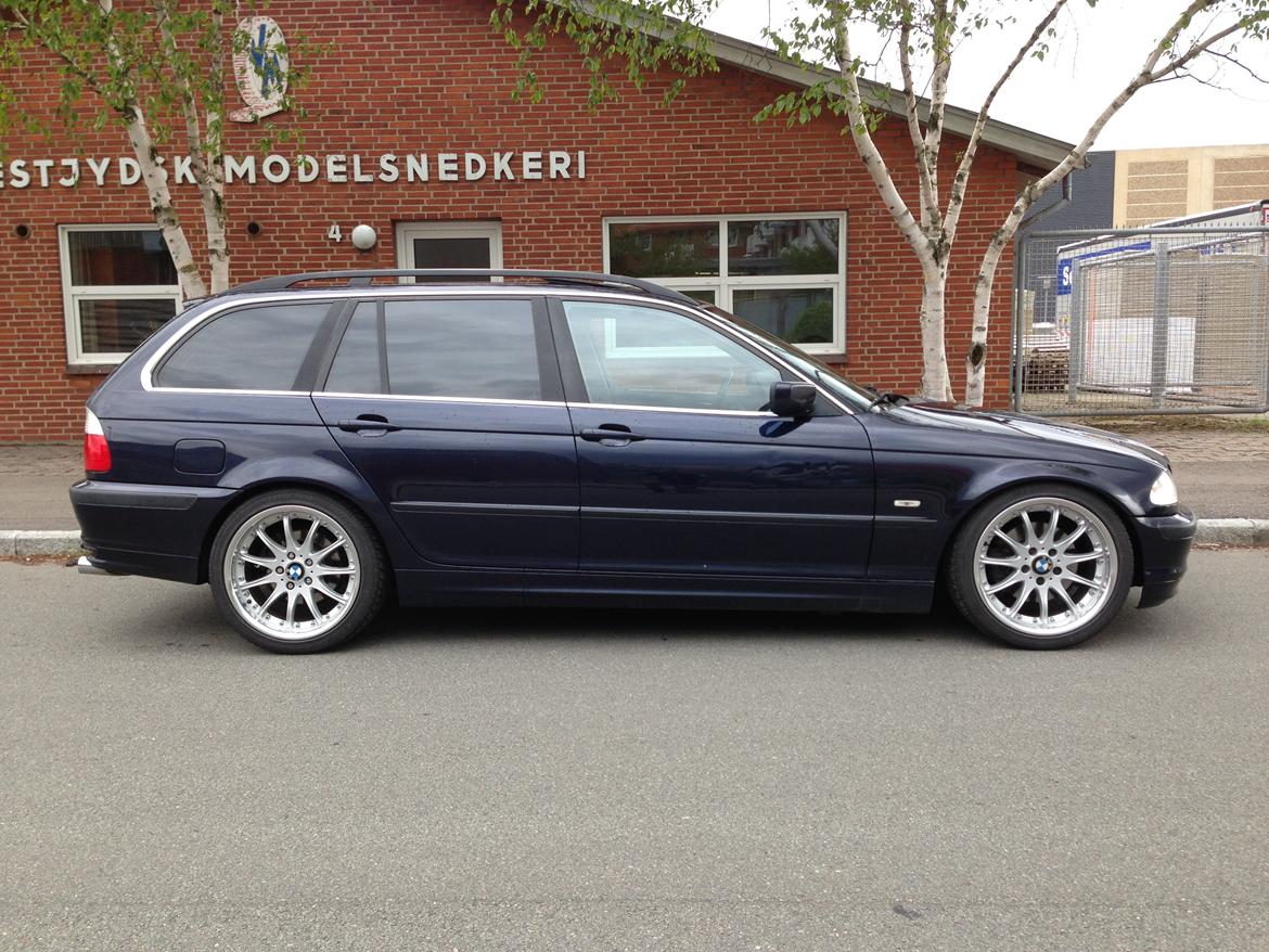 BMW E46 328i Touring billede 2