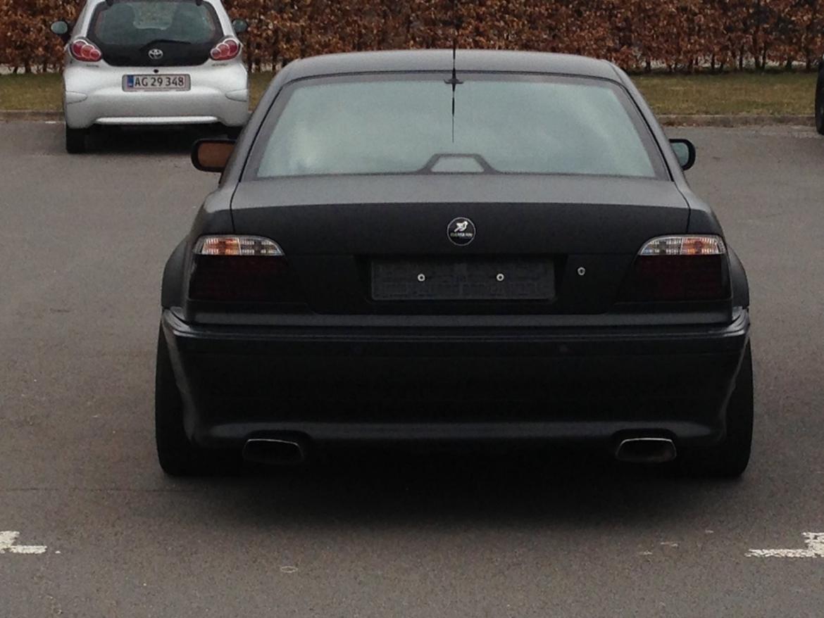 BMW 750i V12 [ tidligere bil ] billede 2