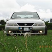 Opel vectra b 1,8 16v