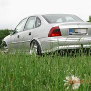 Opel vectra b 1,8 16v