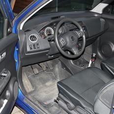 Suzuki Swift  Det Blå Lyn!