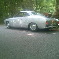 VW Karmann Ghia