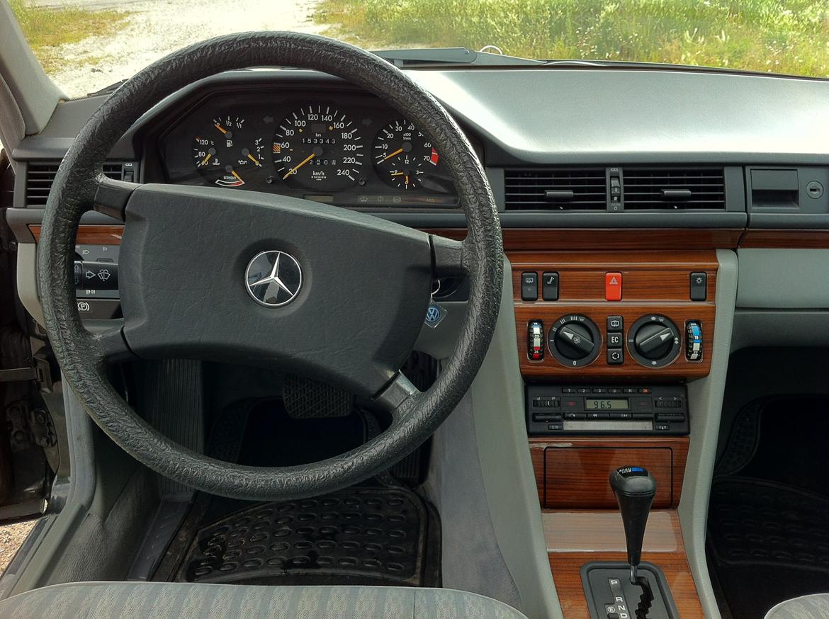 Mercedes Benz 260 E billede 3