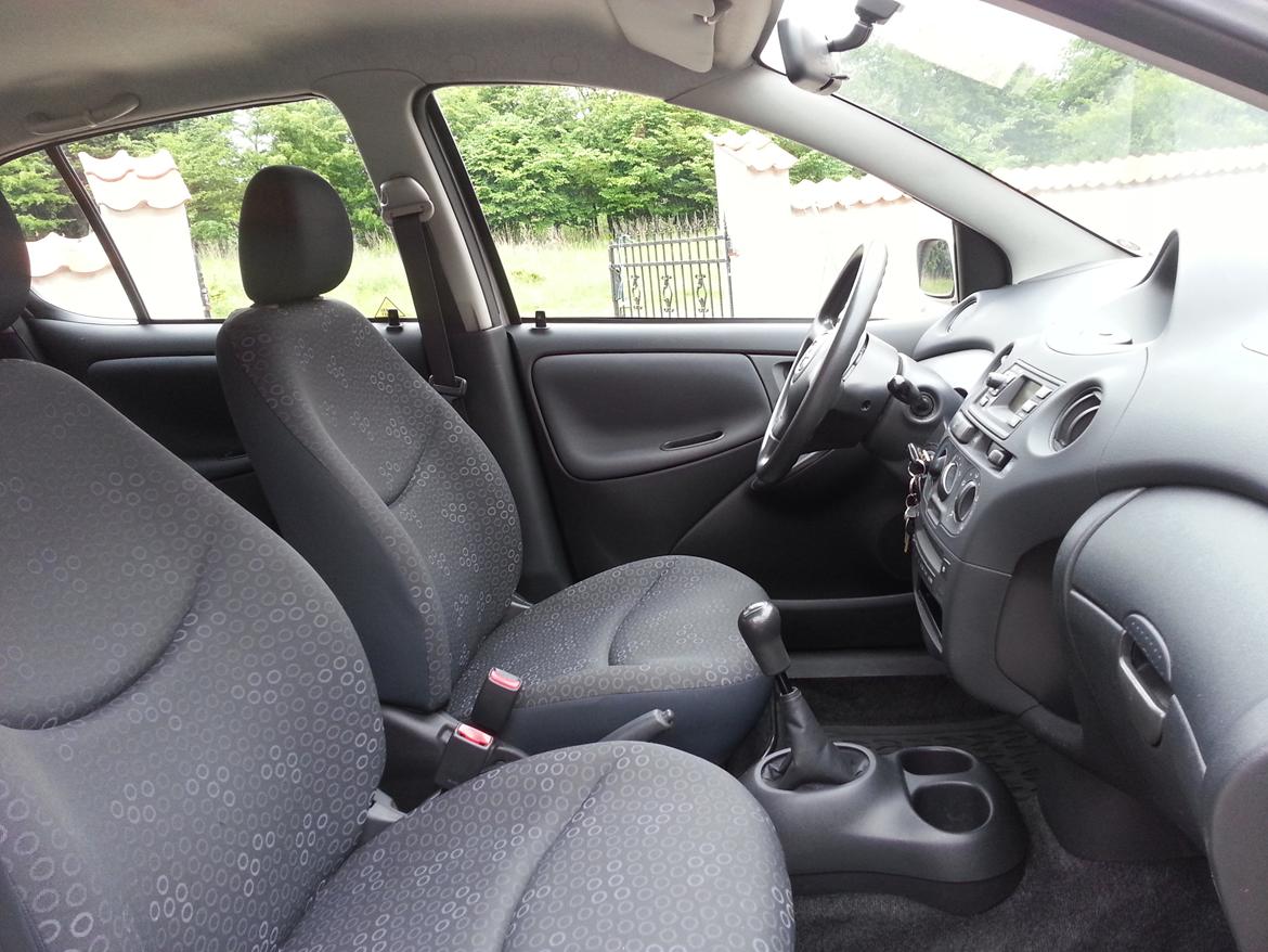 Toyota Yaris 1,4 Turbo D-4D Terra billede 11
