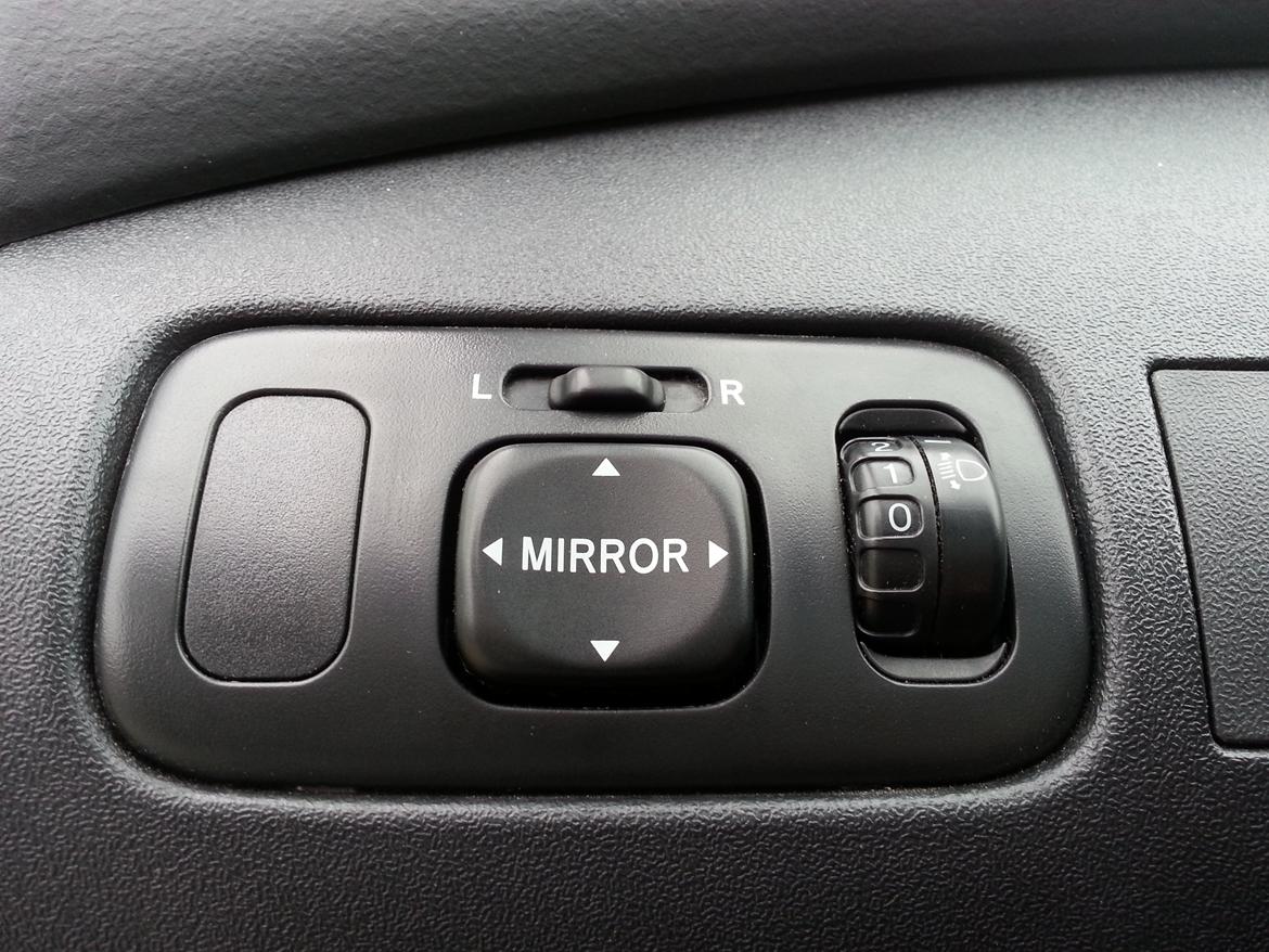 Toyota Yaris 1,4 Turbo D-4D Terra billede 13