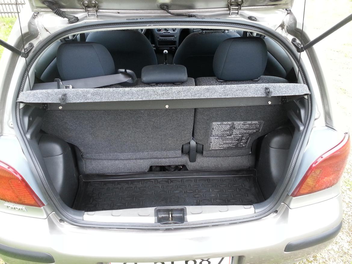 Toyota Yaris 1,4 Turbo D-4D Terra billede 19