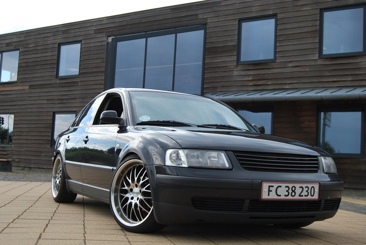 VW passat limousine - gamle billede med 19 alu billede 3