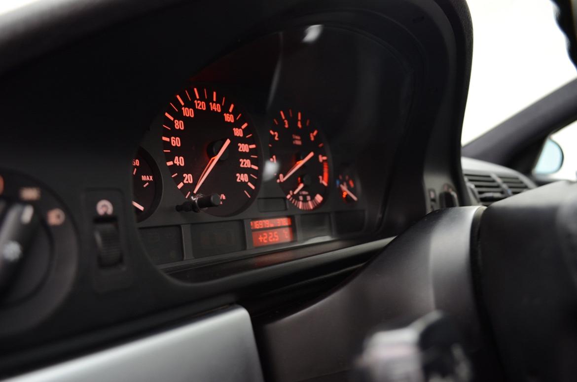 BMW E39 528i billede 16