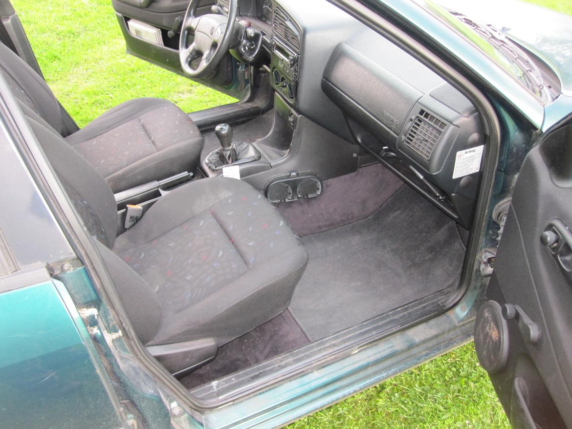 VW Passat 3A 2,0 Cl ( Solgt )  billede 14