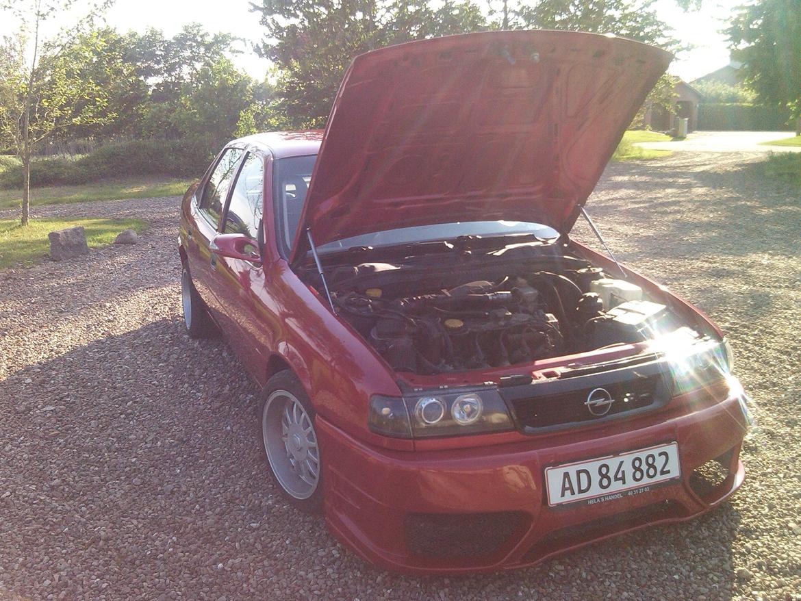 Opel vectra a 2.0i 8v / sommer vognen billede 5