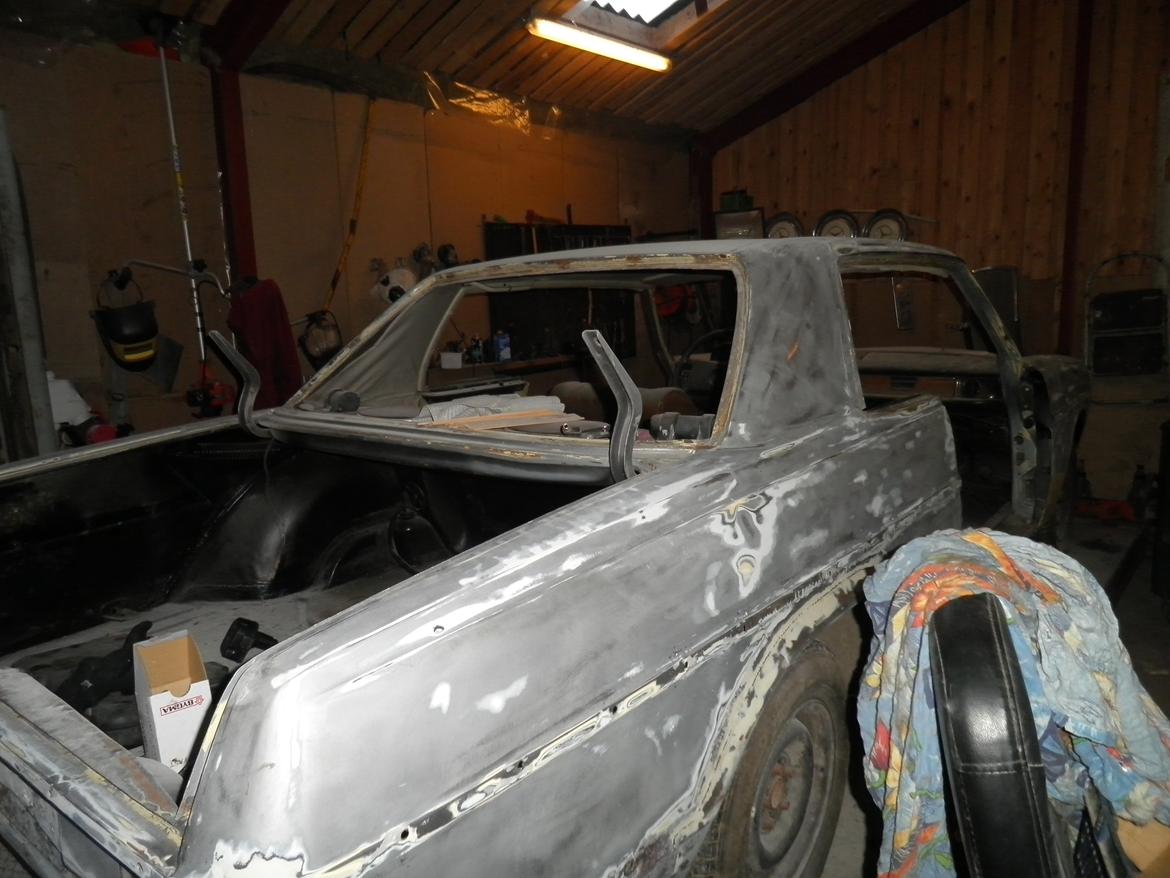 Mercedes Benz 250-8 coupe type 114 billede 3