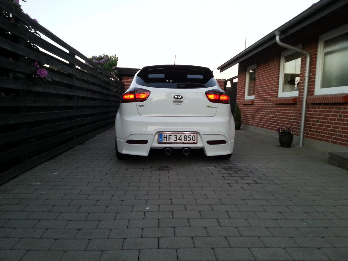 Kia Rio byd tilsalg for en god pris... billede 7