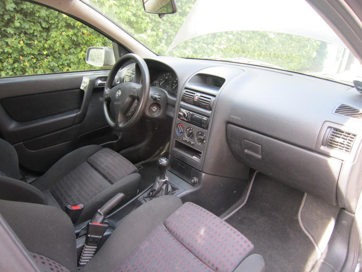 Opel Astra DTI 16v SOLGT billede 8