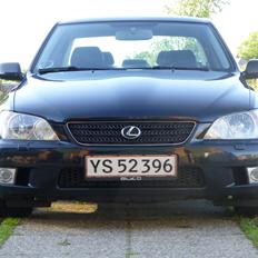 Lexus IS300 Sport