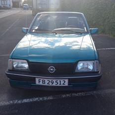 Opel Ascona C Cabriolet