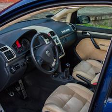 VW Touran 1,9 TDI Highline - Rline