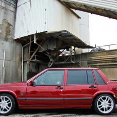 Volvo 760 3,0 R6