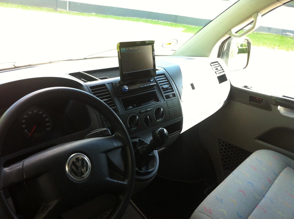 VW Transporter t5   *SOLGT* billede 7