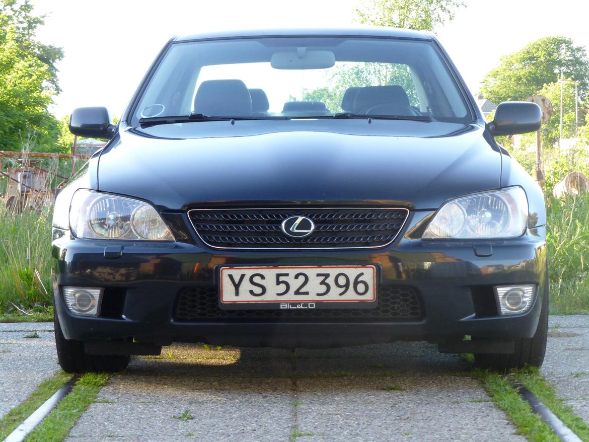 Lexus IS300 Sport billede 1