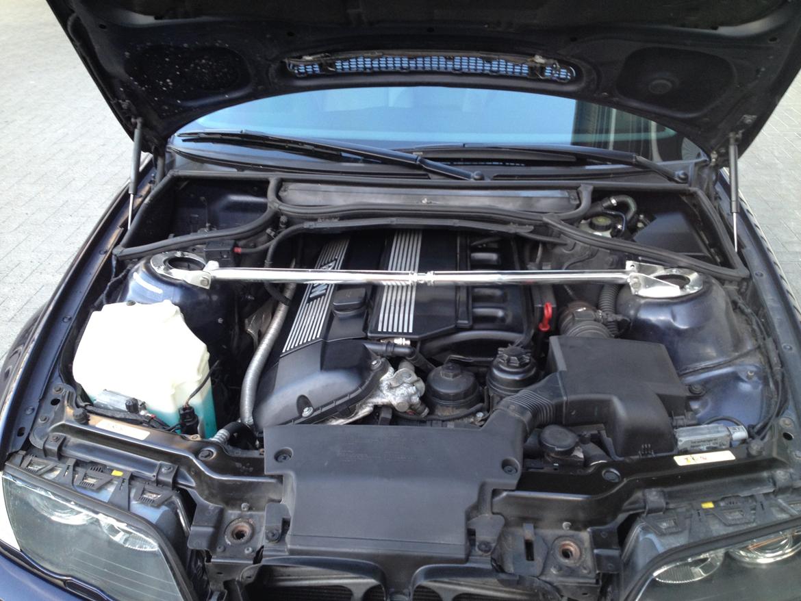 BMW E46 328i billede 9
