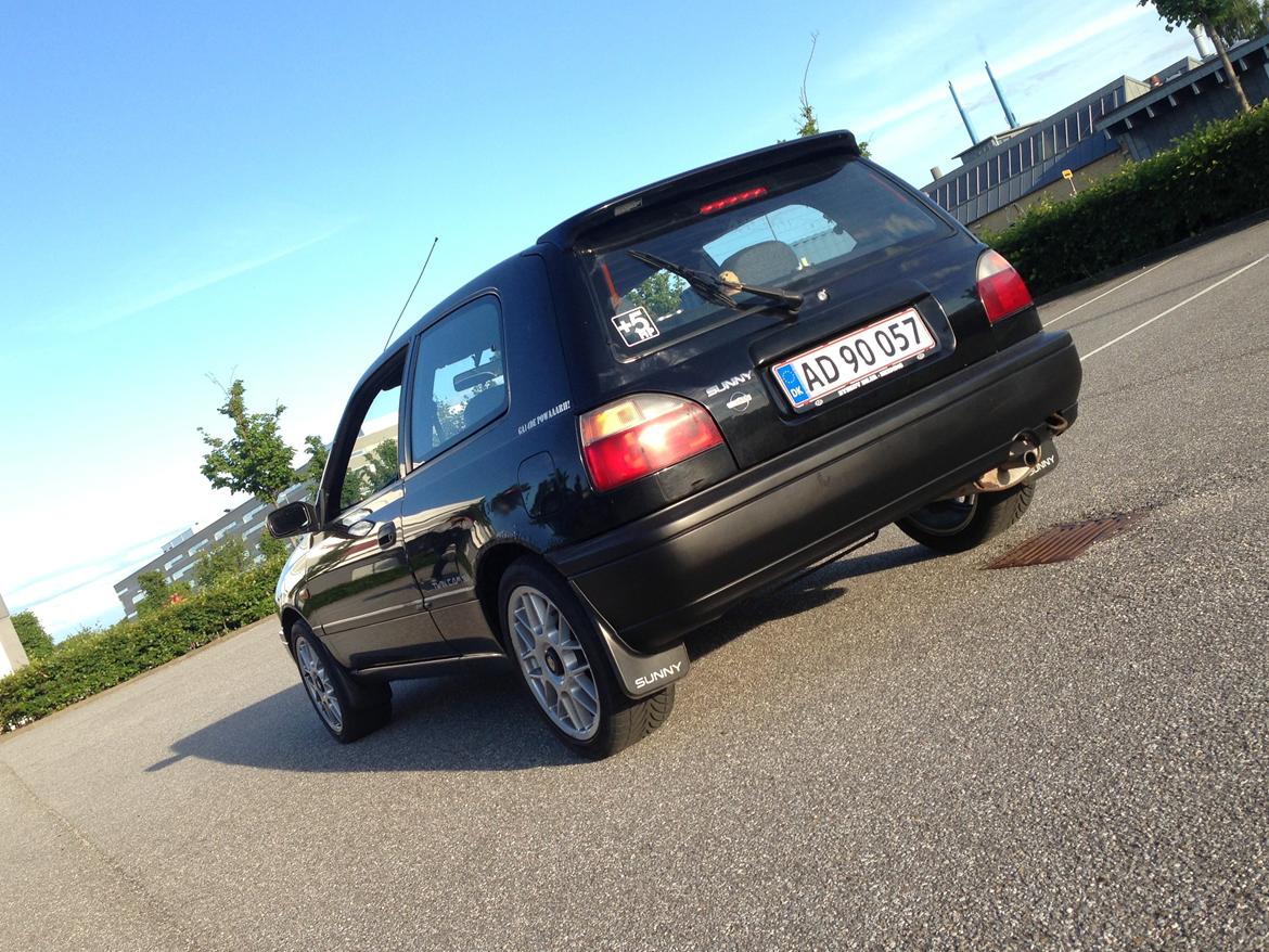 Nissan Sunny billede 7