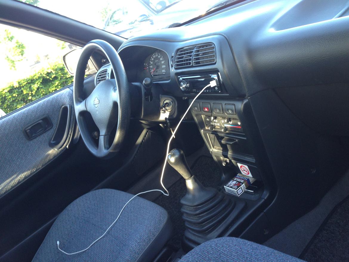 Nissan Sunny billede 9