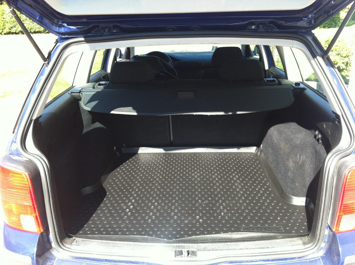 VW Passat Variant 3B5 *SOLGT* billede 6