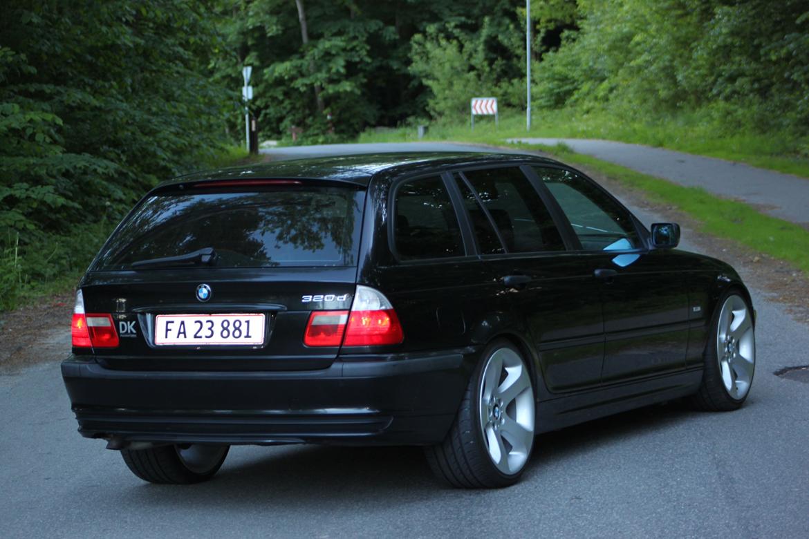 BMW E46 320d Touring #SOLGT# billede 2