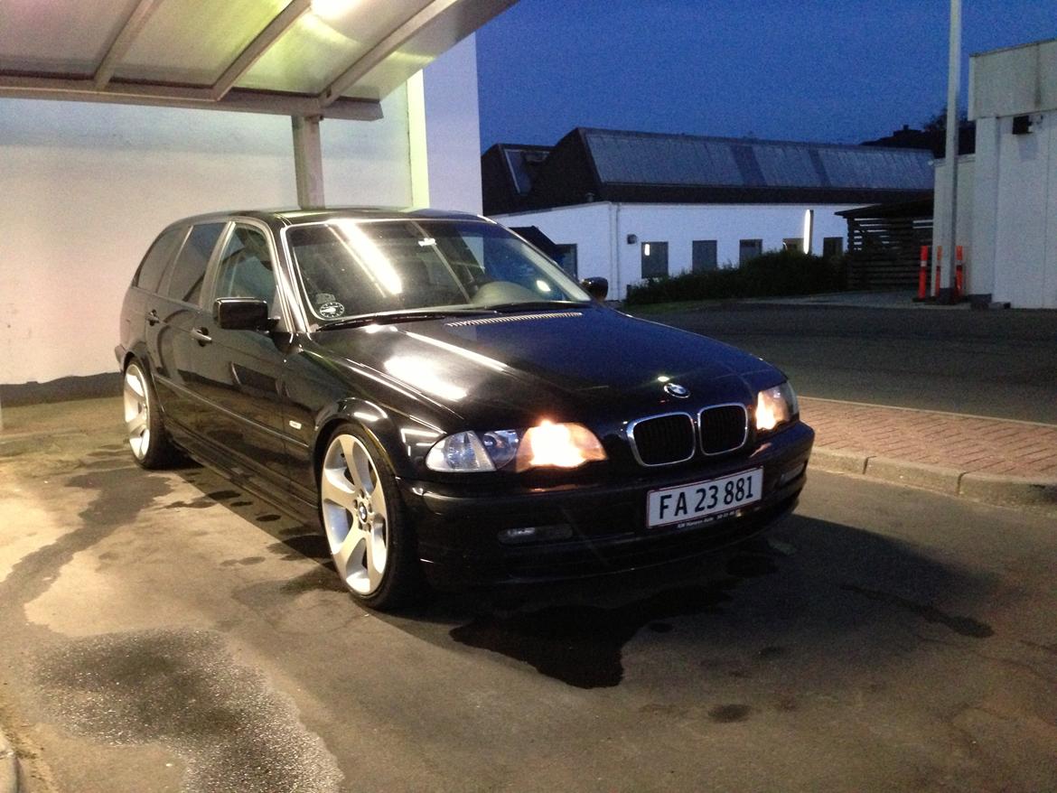 BMW E46 320d Touring #SOLGT# billede 17