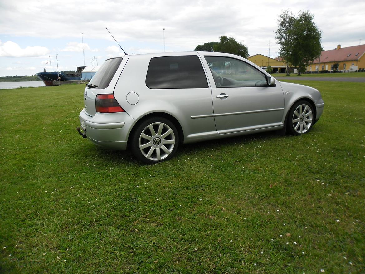 VW Golf IV 1.9TDI 6-gear 150hk. 3-dørs #Solgt# billede 2