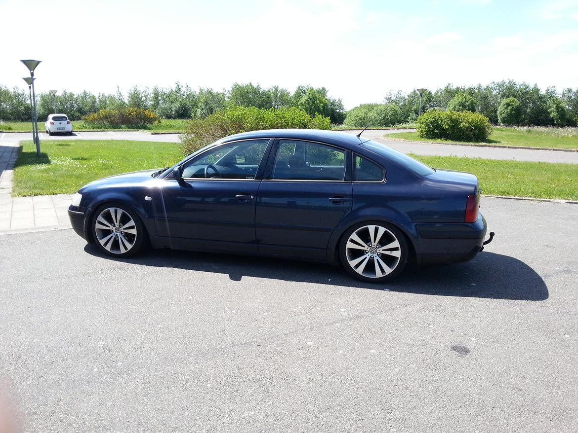 VW passat limousine SOLGT  billede 2