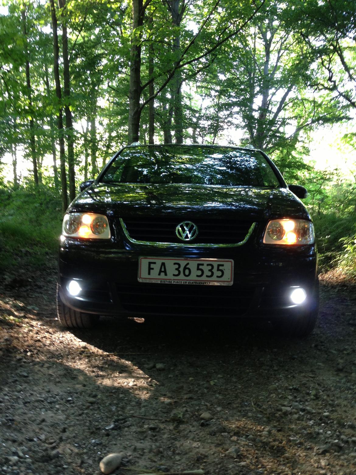 VW Touran 2,0TDI (Total skadet) billede 10